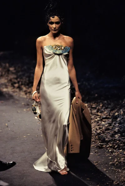Look 12